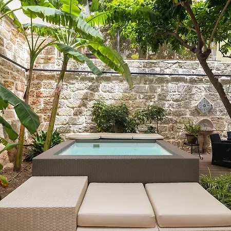 The Garden Boutique By Domusicily Apartman