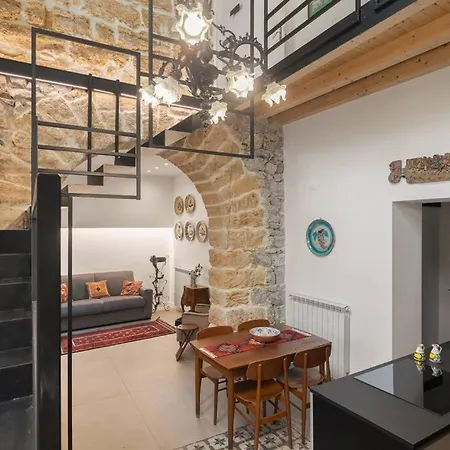 The Garden Boutique By Domusicily Apartman